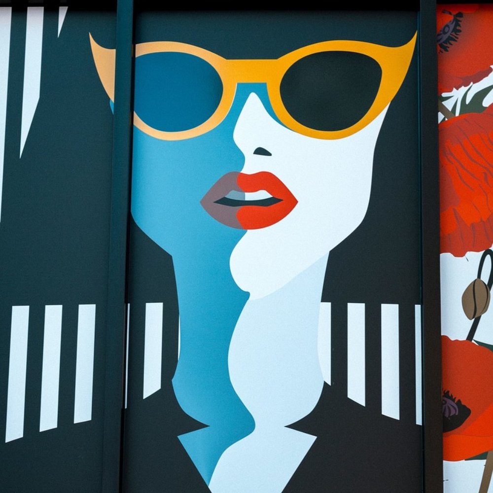 Meet your Posher, Despina